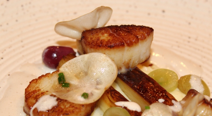 Scallops-Parsnips-Grapes2